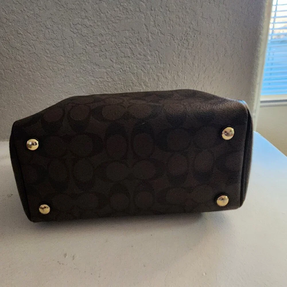 Coach Euc Signature Mini Bennett Shoulder Bag